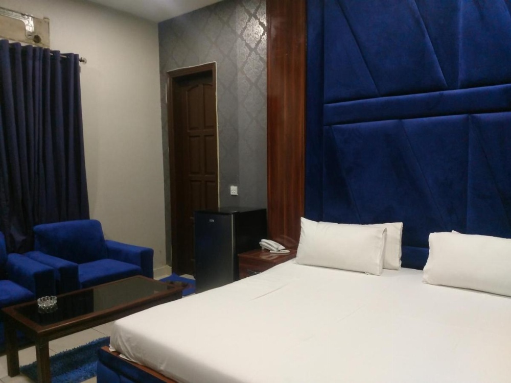 Hotel Comfort INN (R) Image 12